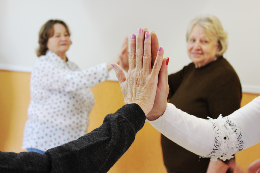 Clínica Mayoredad - Atividades para idosos, hidroterapia e fisioterapia Curitiba